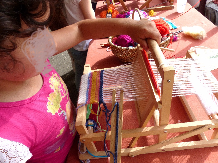 Atelier de tissage pour les jeunes